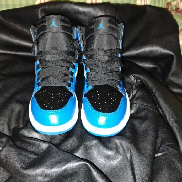 Jordan 1 Rare Air Soar Blue : size 3y